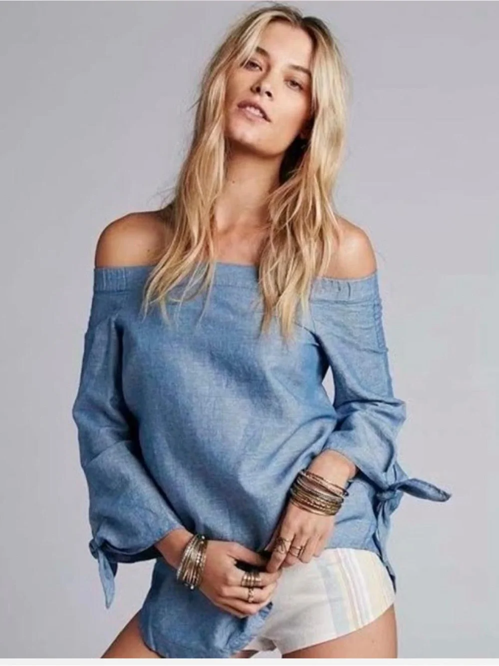 Free People Off-Shoulder Chambray Blue Tie-Sleeve Top 💙💙